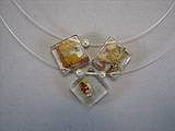 Collier mit Blüten